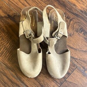 Lotta From Stockholm Beige Leather clogs